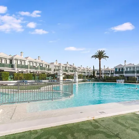 Home2book Luna's Bungalow Maspalomas, Pool *